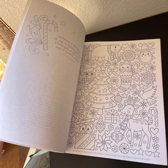 Design Originals Notebook Doodles Christmas : Coloring & Activity Book - Picture 6 of 14